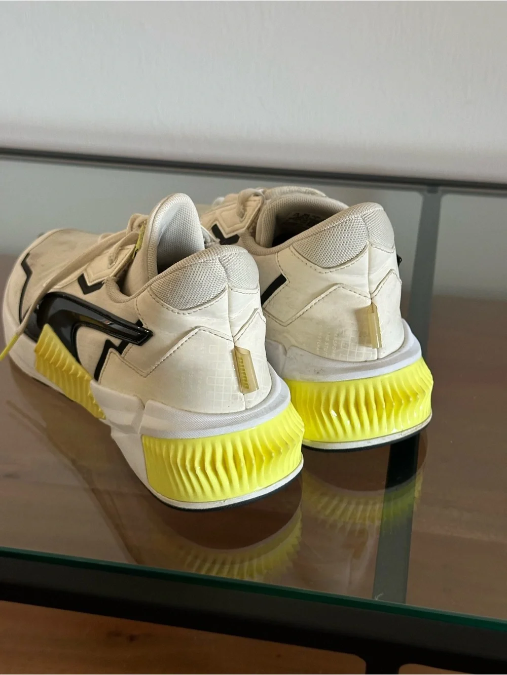Puma First Mile x Women’s Provoke XT Eggnog Soft Fluo Yellow Training Size 7